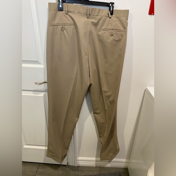 Dockers Khaki‎ Dress Pants - Picture 2 of 4